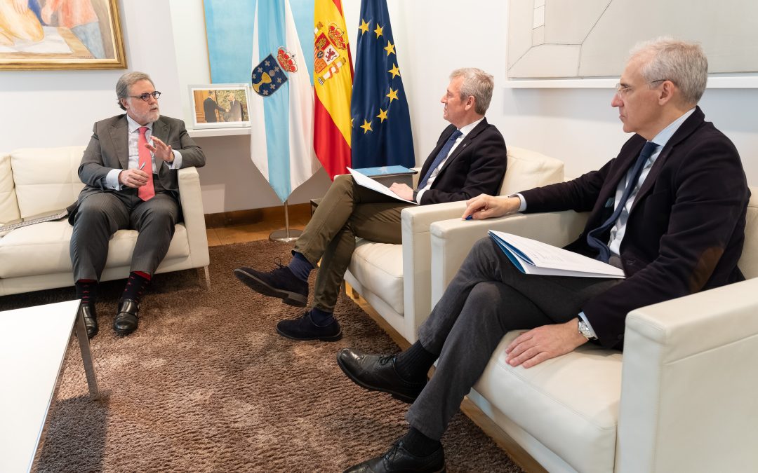 Rueda analiza con el nuevo presidente de Alcoa en España los proyectos y plazos de la compañía para la reactivación de una industria fundamental para la economía gallega