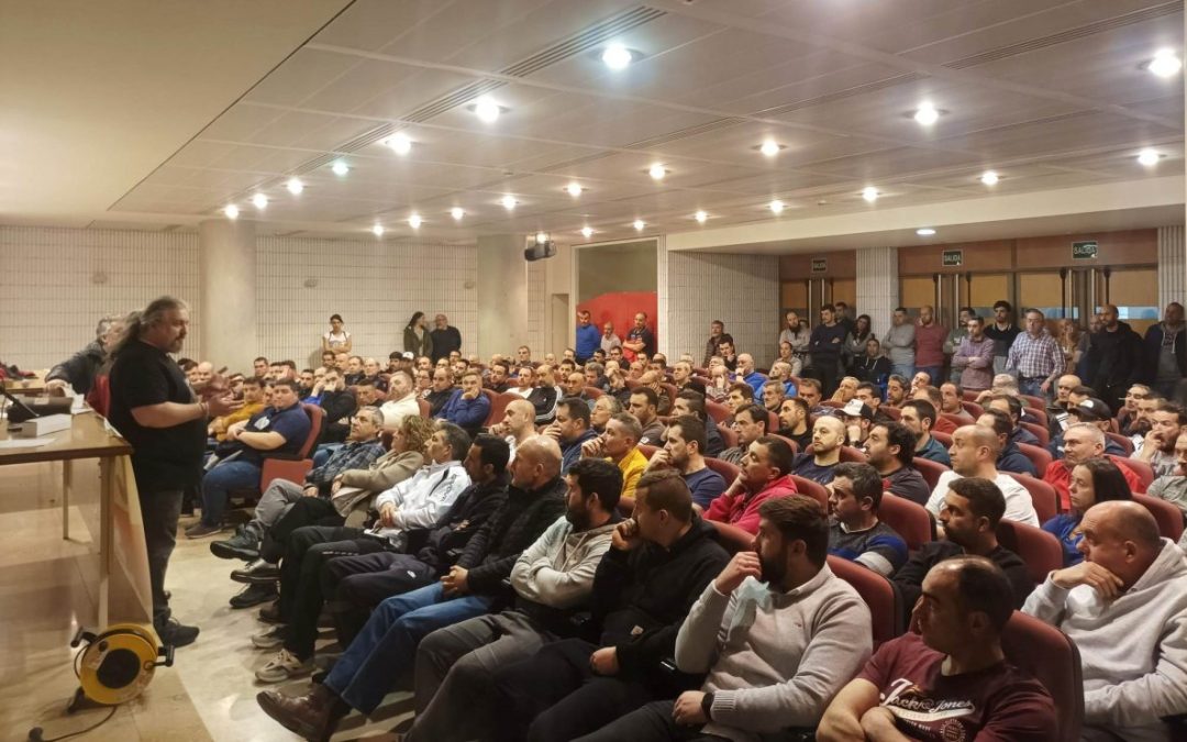 Las asambleas de obreros metalúrgicos de Lugo apuestan por el conflicto para lograr un acuerdo digno