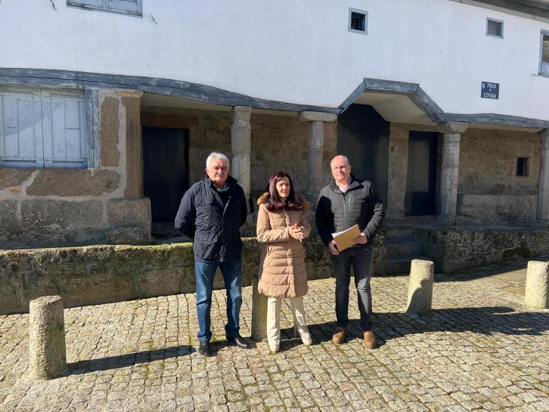 Isabel Rodríguez reivindica en Chantada el impulso del Gobierno con la conectividad de los municipios del reto demográfico llevando fibra de alta velocidad a 1.500 viviendas y empresas