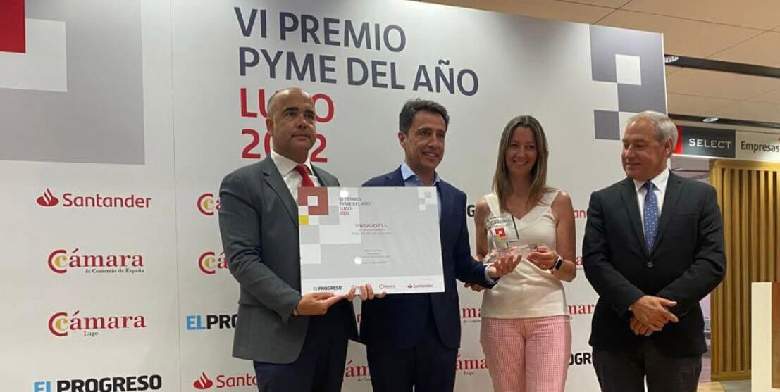 7702aa4d2b2c4f9ca64a542edc1072f6