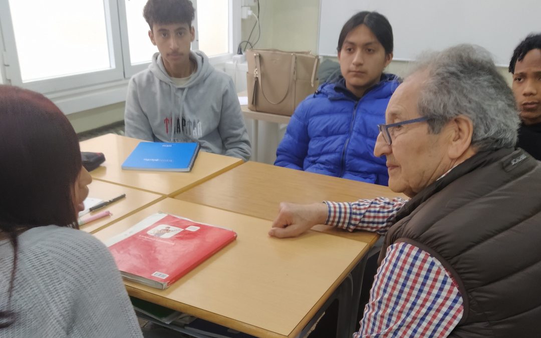 Afundación reanuda en Ourense su proyecto intergeneracional «Fálame da emigración»