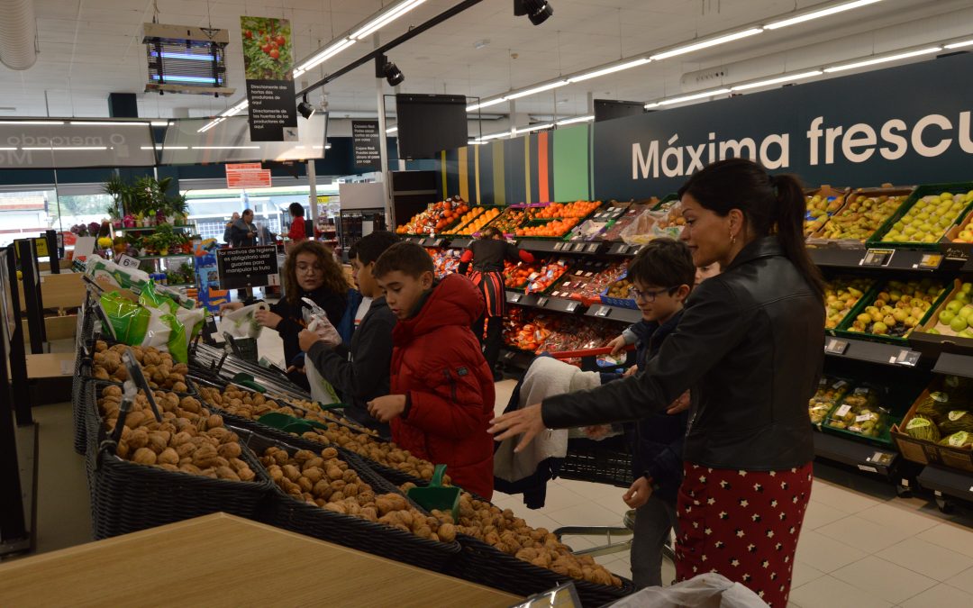 Alumnos de Mos participan en los programas «Mates en tu súper» y «alimentación saludable» de Vegalsa-Eroski