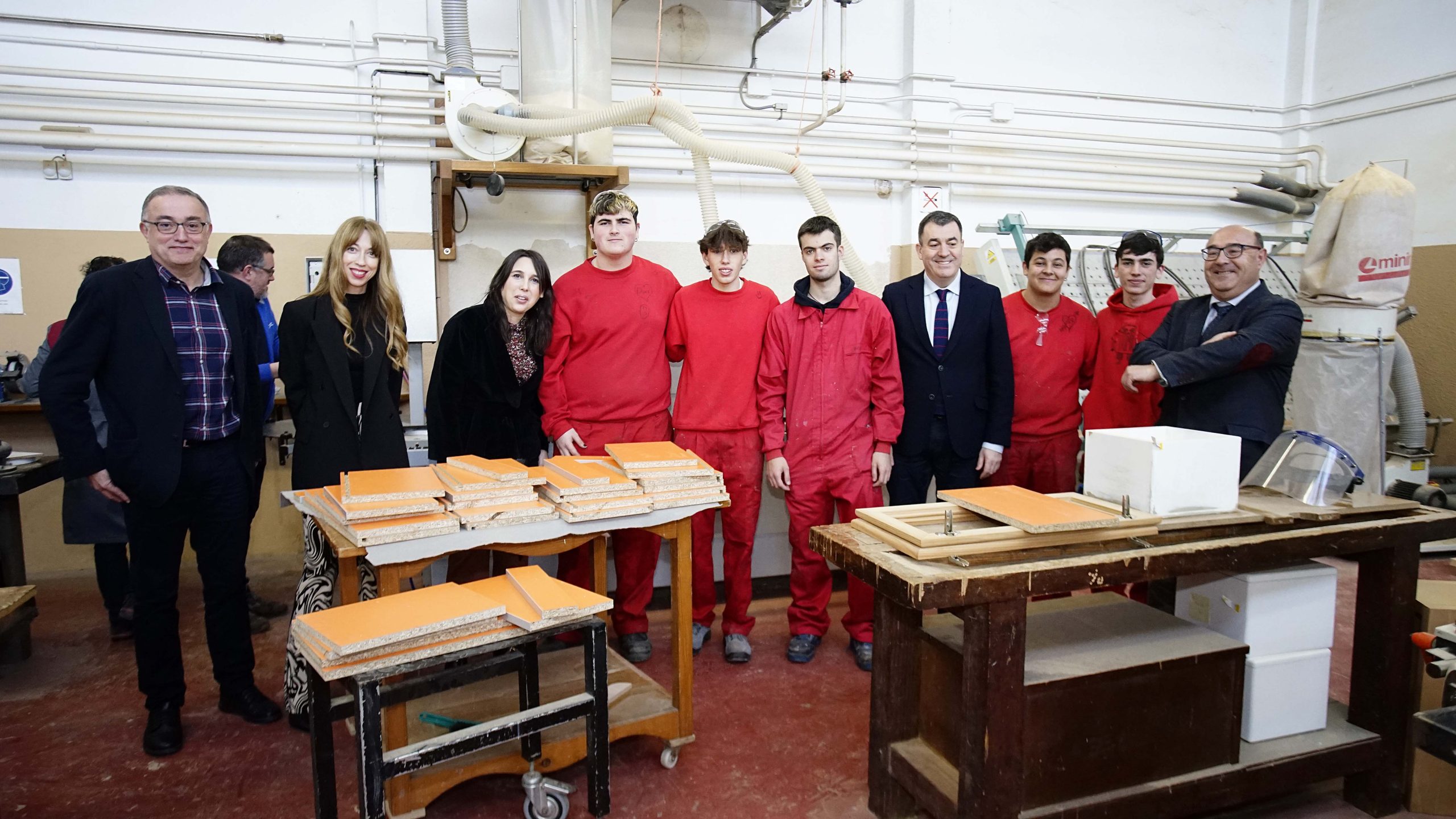 f6ec22e52b964b998ed00bc1d8dfa15a