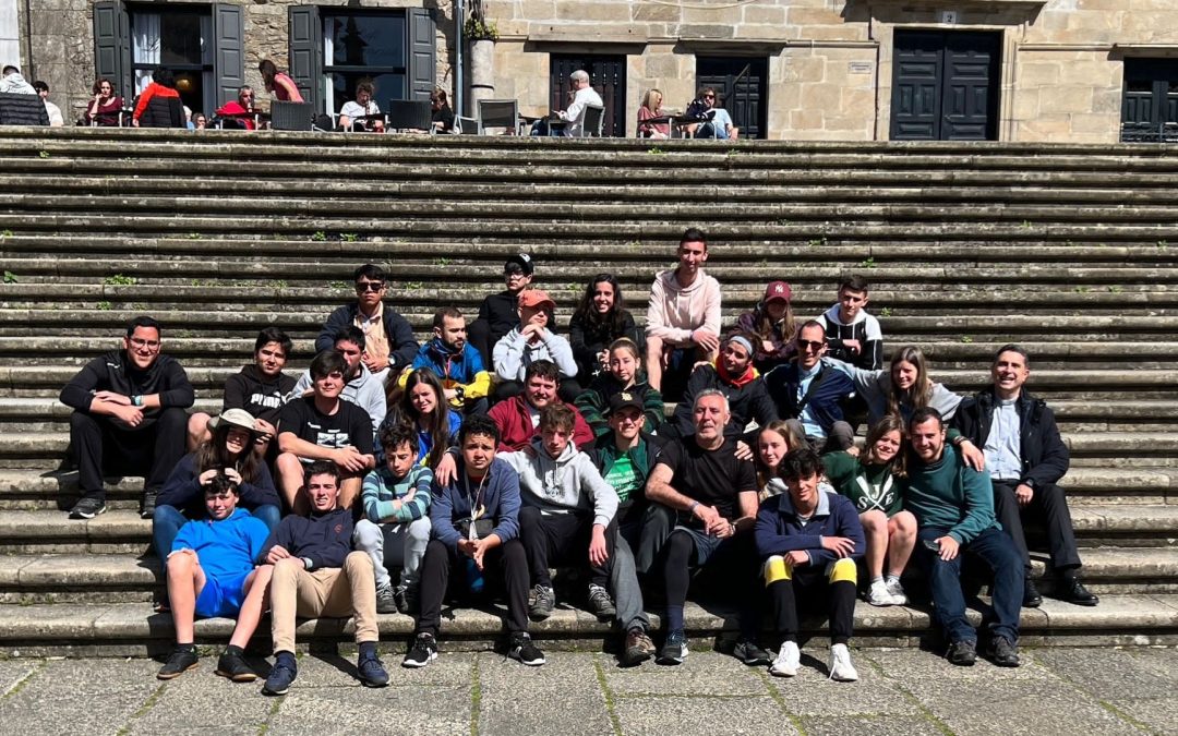 La peregrinación juvenil de la diocésis llega a Santiago tras recorrer el Camiño Inglés
