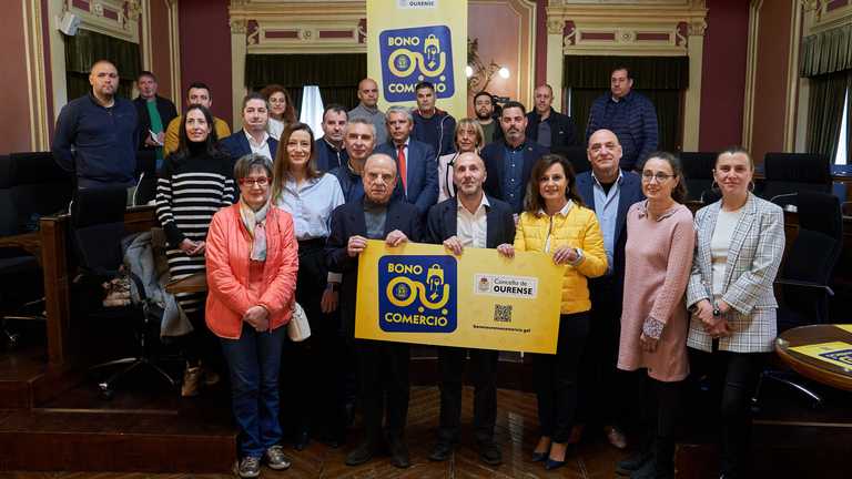 El Ayuntamiento pone en marcha la campaña de BONOS-100 euros, que movilizará 10 millones para incentivar el consumo en el comercio y en la hostelería de la ciudad
