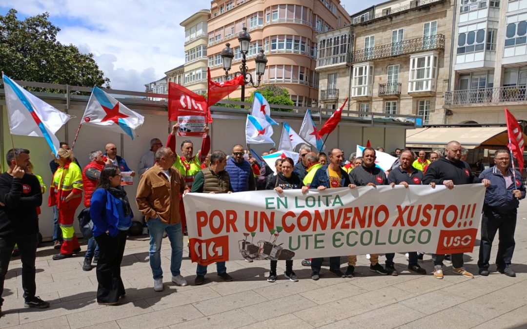 El personal de recogida de basuras de Lugo empieza a movilizarse por un acuerdo digno