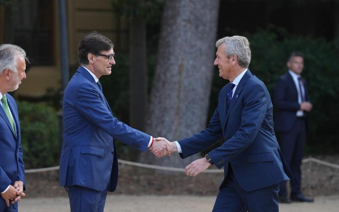 La Conferencia de Presidentes como teatro de campaña: Rueda y el vaciamiento del autogobierno